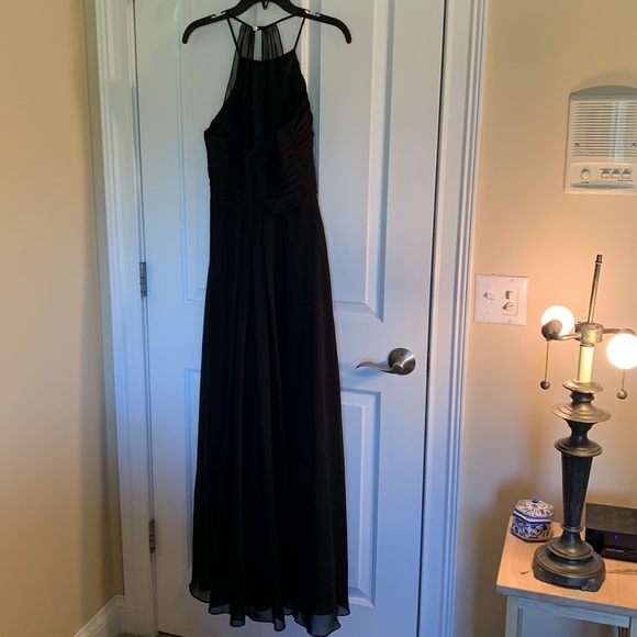 AZAZIE Ginger Pleat Front Empire Waist Chiffon Halter Gown - Picture 6 of 9